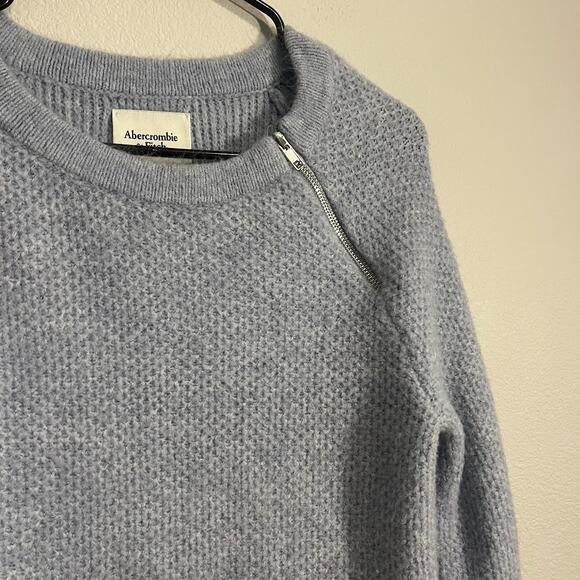 Abercrombie & Fitch Blue Waffle Knit Sweater with Exposed Zipper - Small - Picture 2 of 6